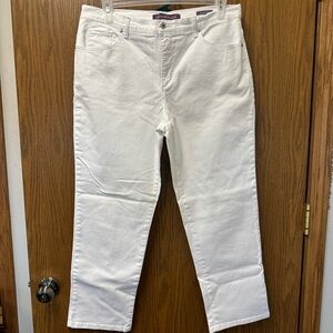 Gloria Vanderbilt jeans 16 short